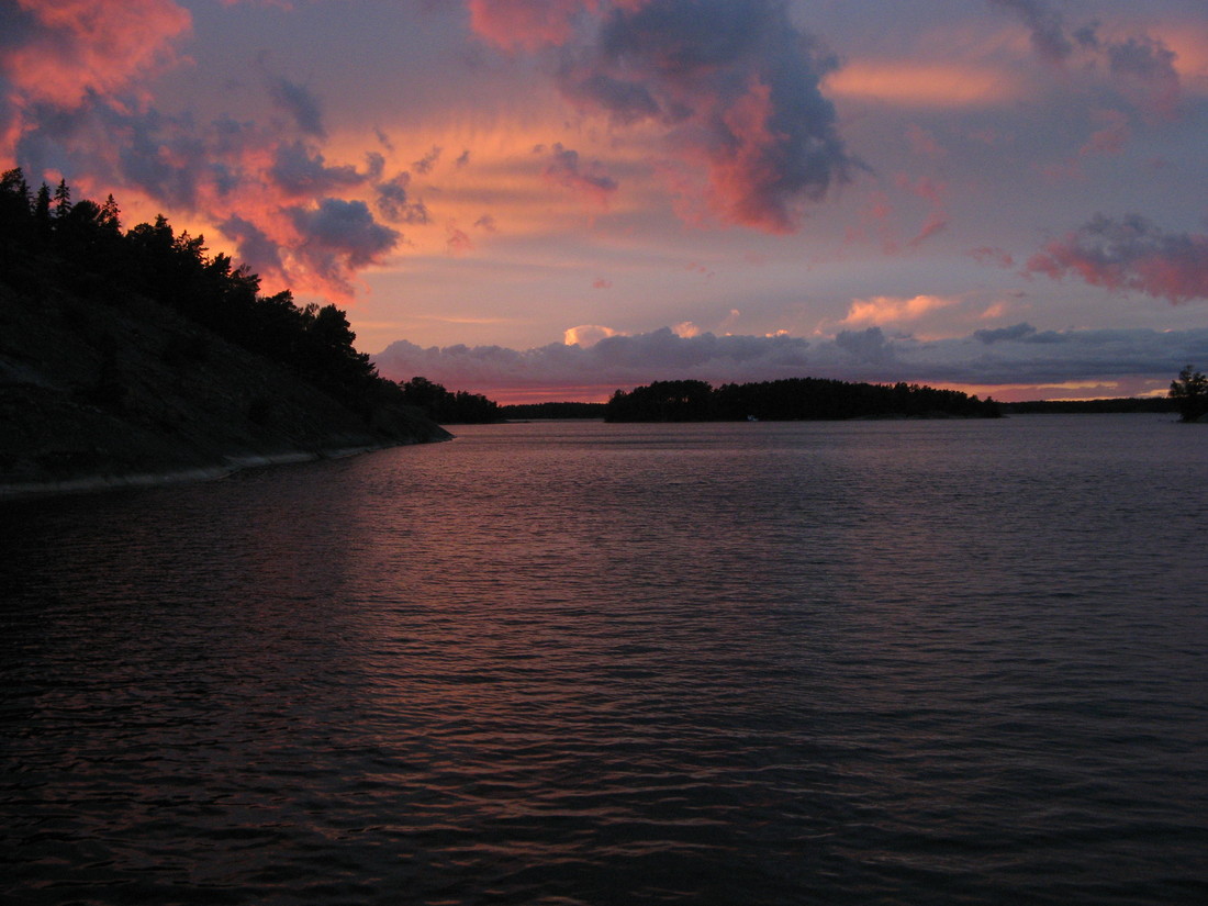 Stockholm Archipelago. Sunset. (2007:09:03)