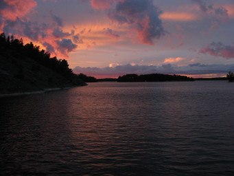 Stockholm Archipelago. Sunset. (2007:09:03)