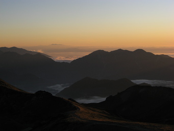 Shiroumadake (with Richard and Okada-san). Sunset. (2011:09:24)