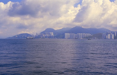 Aberdeen from Lamma. (2010:12:30)