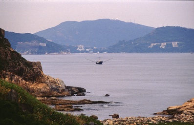 View from the path between Mo Tat and Sok Kwu Wan. (2010:12:30)